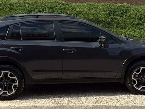 Used 2017 Subaru Crosstrek 2.0i Limited AWD/4WD image 5