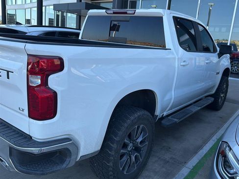 Used 2020 Chevrolet Silverado 1500 LT w/ Texas Edition AWD/4WD image 3