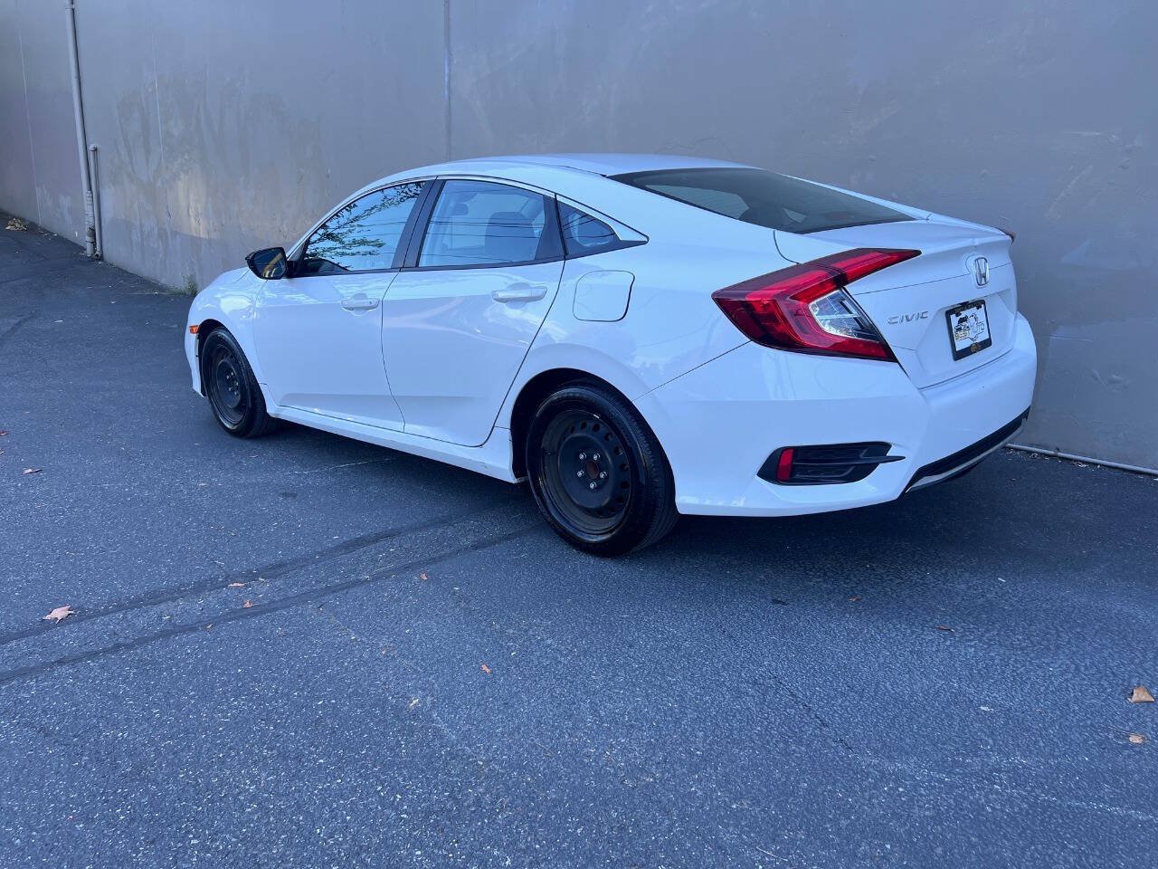 Used 2019 Honda Civic LX image 4