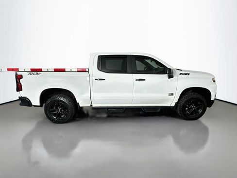 Used 2021 Chevrolet Silverado 1500 LT Trail Boss w/ Bed Protection Package AWD/4WD image 8