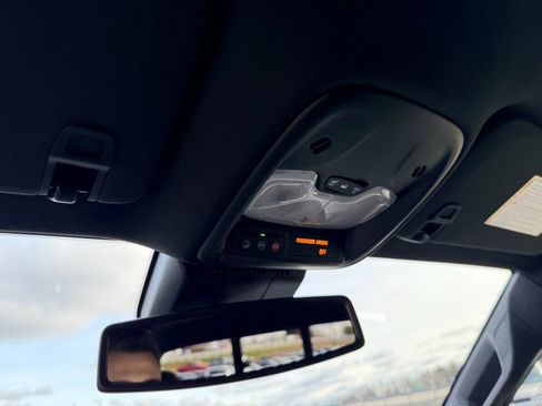 New 2026 GMC Canyon Elevation w/ Convenience Package image 27