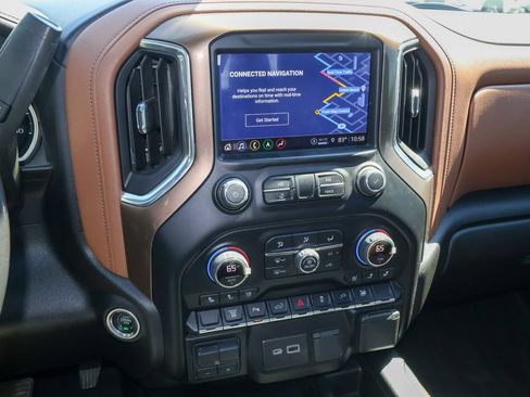 Used 2022 Chevrolet Silverado 3500 High Country AWD/4WD image 18