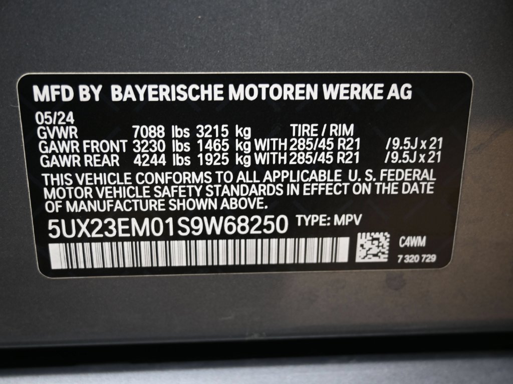 Used 2025 BMW X7 xDrive40i AWD/4WD image 43