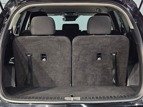 Used 2024 Kia Sorento LX image 18