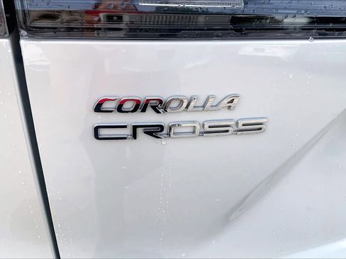 Used 2026 Toyota Corolla Cross L FWD image 30