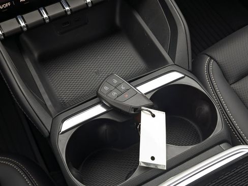 New 2026 GMC Terrain Elevation w/ Elevation Premium Package image 26