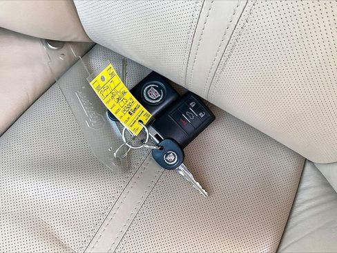 Used 2011 Cadillac CTS Luxury image 10