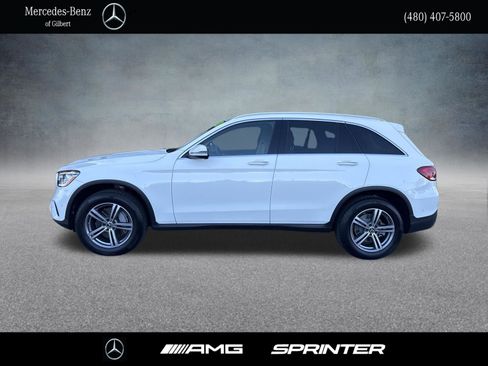 Used 2022 Mercedes-Benz GLC 300 4MATIC image 2