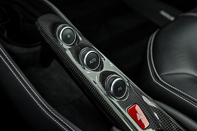 Used 2022 Ferrari F8 Tributo RWD image 48