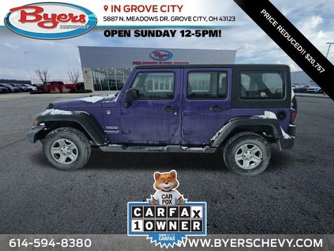 Used 2017 Jeep Wrangler Unlimited Sport w/ Connectivity Group image 1
