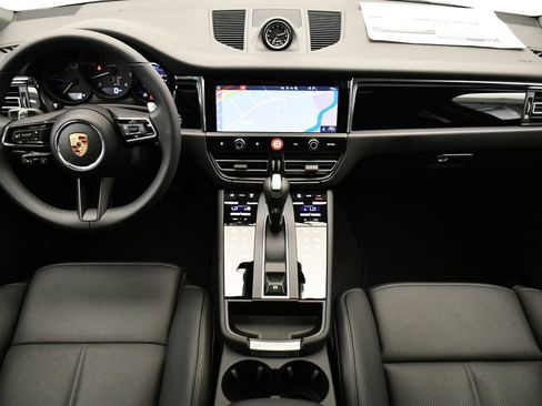 Certified 2026 Porsche Macan Turbo AWD/4WD image 24