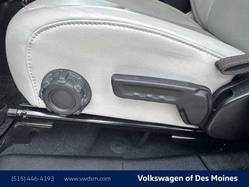 Used 2023 Jeep Gladiator Mojave w/ Cold Weather Group image 24