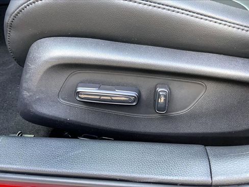 Certified 2025 Acura Integra image 33