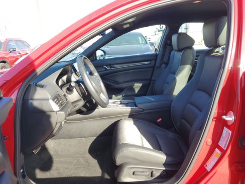Certified 2022 Honda Accord Sport image 9