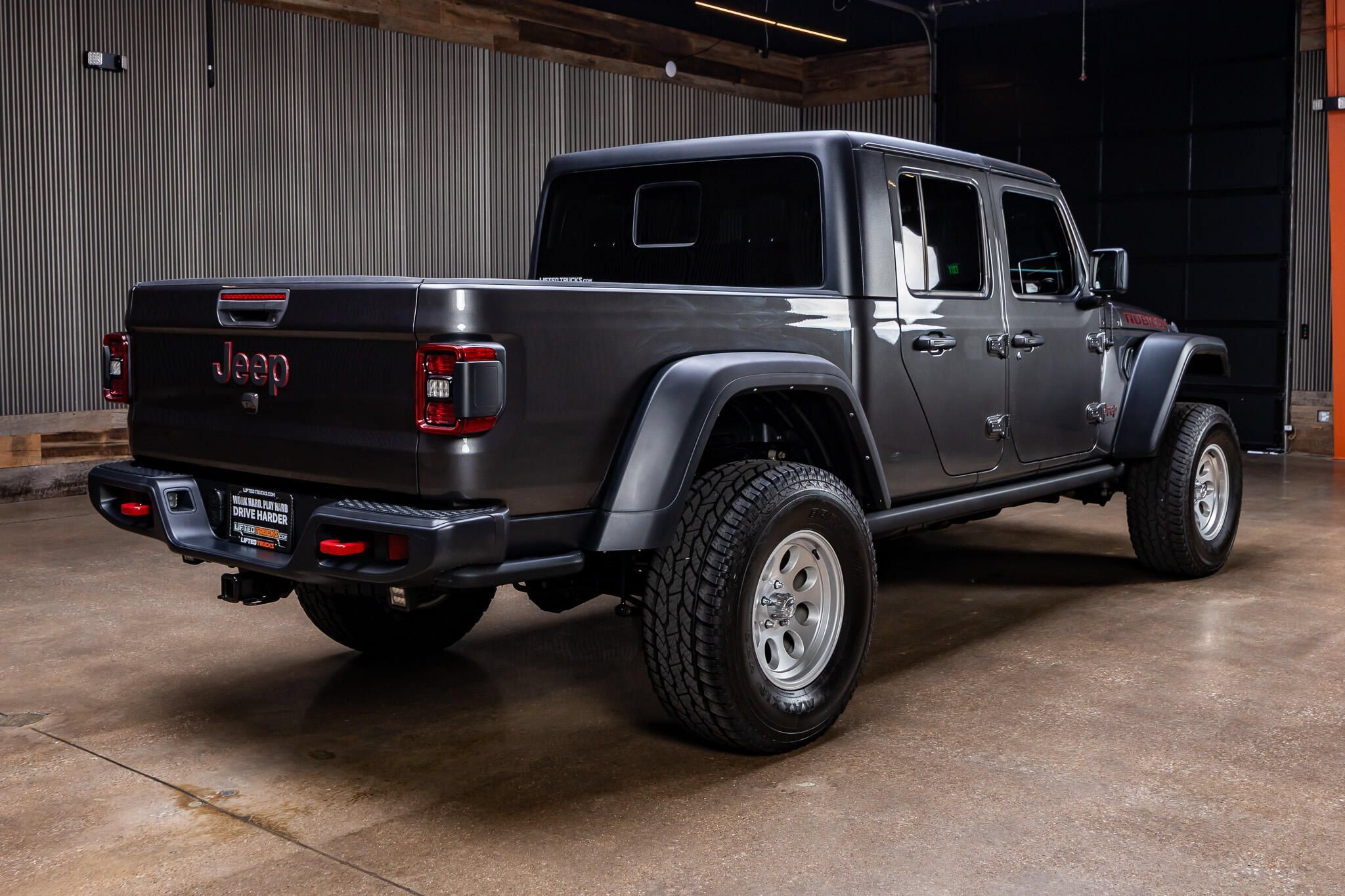 Used 2022 Jeep Gladiator Rubicon w/ LED Lighting Group AWD/4WD image 9