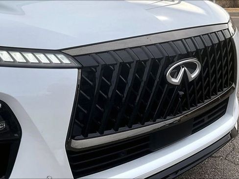 New 2026 INFINITI QX80 4WD image 29