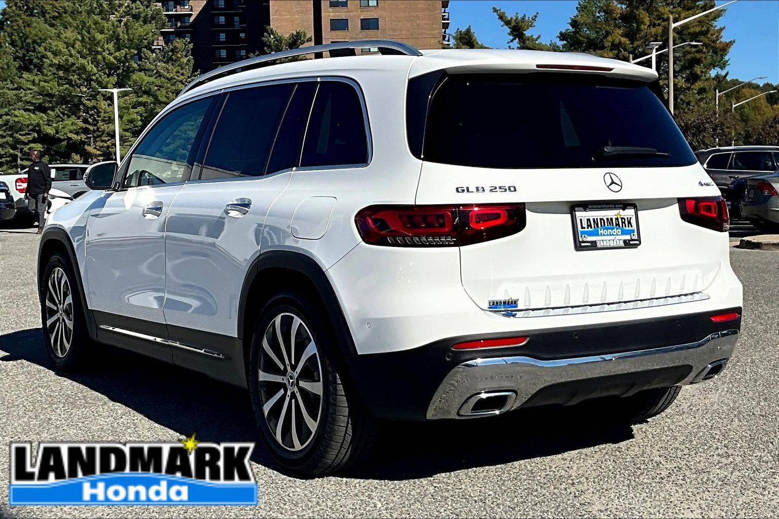Used 2020 Mercedes-Benz GLB 250 4MATIC image 12