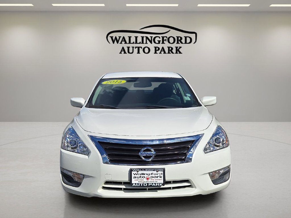 Used 2015 Nissan Altima 2.5 S w/ Power Driver Seat Package FWD image 2
