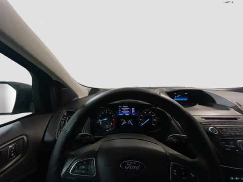 Used 2018 Ford Escape SE image 7