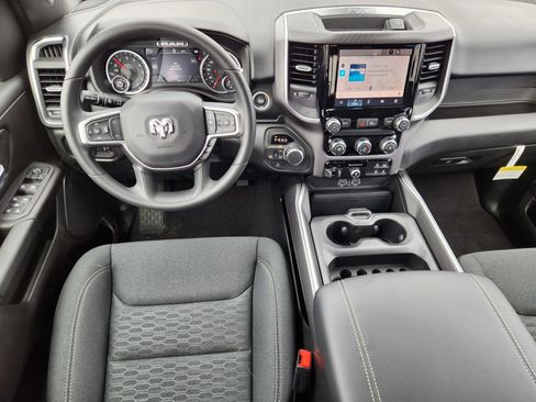 New 2026 RAM 1500 Express AWD/4WD image 10