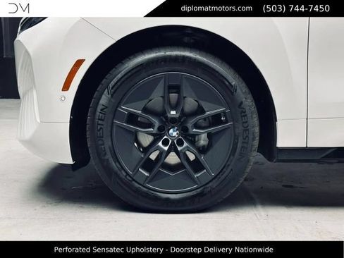 Used 2026 BMW iX xDrive45 AWD/4WD image 38
