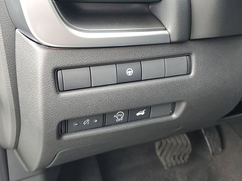 New 2026 Nissan Rogue SV w/ SV Premium Package image 15