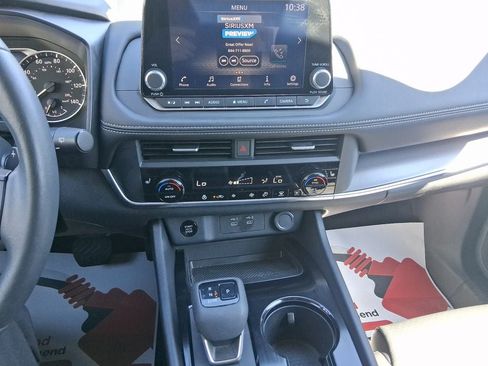 Used 2024 Nissan Rogue SV w/ SV Premium Package AWD/4WD image 22
