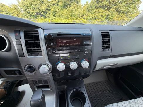 Used 2012 Toyota Tundra 4x4 Double Cab w/ SR5 Pkg image 29
