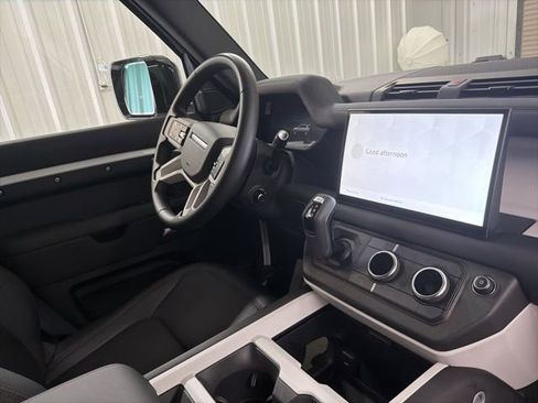 Used 2025 Land Rover Defender 110 S AWD/4WD image 23