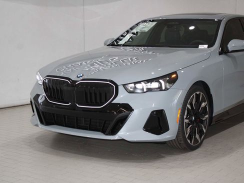 New 2026 BMW 530i w/ M Sport Package image 2