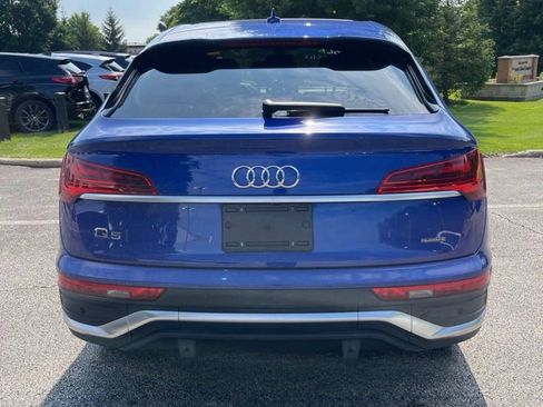 Used 2021 Audi Q5 2.0T Premium w/ Convenience Package AWD/4WD image 4