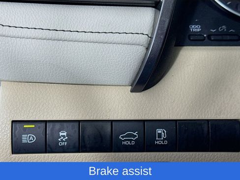 Used 2024 Toyota Camry LE image 12