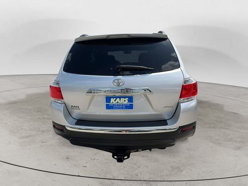 Used 2012 Toyota Highlander 4WD w/ Tech Pkg image 5