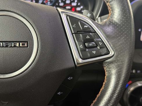 Used 2017 Chevrolet Camaro LT RWD image 17