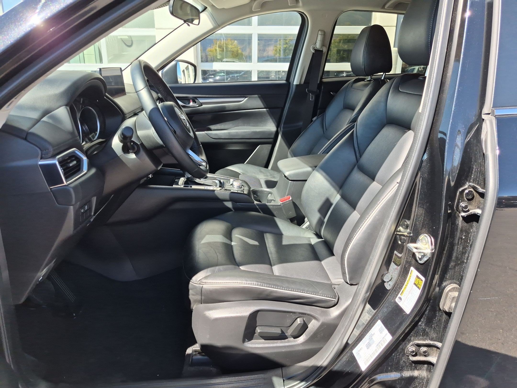 Used 2024 MAZDA CX-5 AWD 2.5 S w/ Select Package image 18
