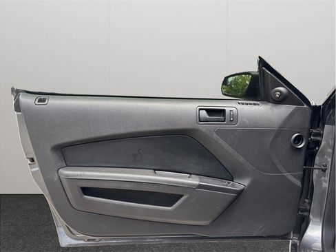 Used 2014 Ford Mustang GT w/ Equipment Group 301A RWD image 18