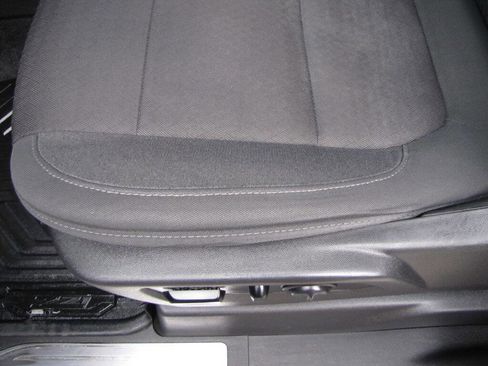 Used 2020 GMC Sierra 1500 Elevation w/ Elevation Value Package image 25