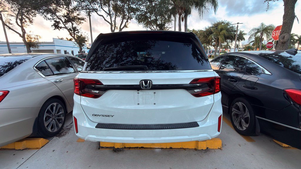 Used 2025 Honda Odyssey EX-L image 8