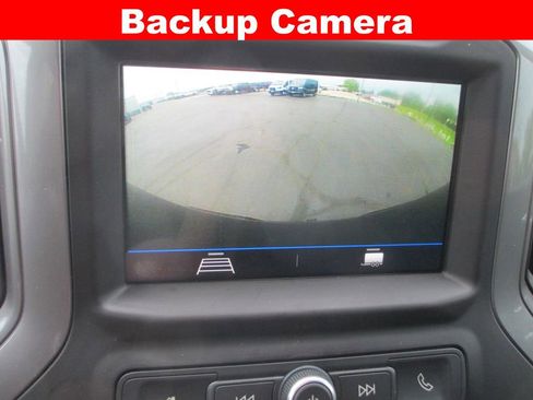 Used 2019 Chevrolet Silverado 1500 Custom Trail Boss w/ Custom Convenience Package image 15