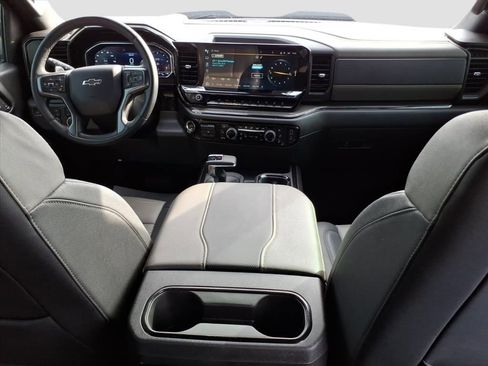 Used 2023 Chevrolet Silverado 1500 ZR2 w/ Technology Package image 15
