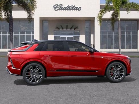 New 2026 Cadillac Lyriq V image 5