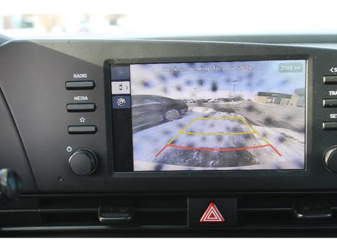 Certified 2025 Hyundai Elantra Sport image 31