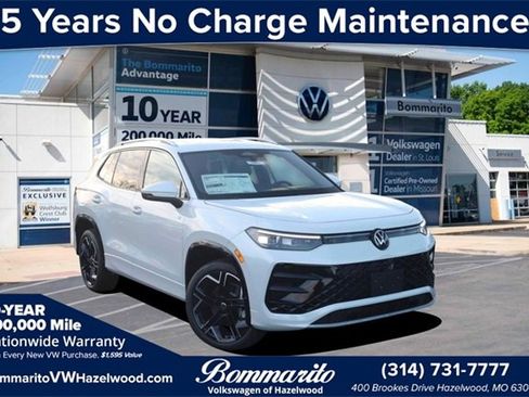 New 2026 Volkswagen Tiguan SEL R-Line image 1