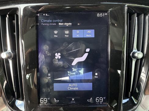 Used 2020 Volvo S60 T5 Momentum FWD image 24