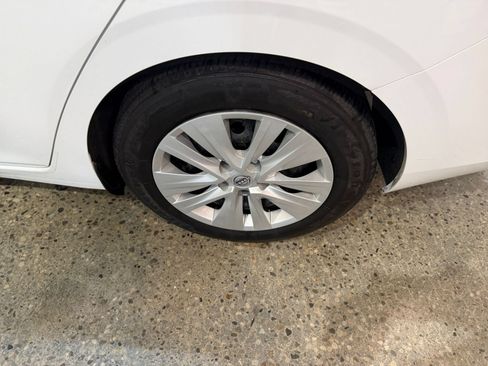 Used 2025 Nissan Sentra S FWD image 29