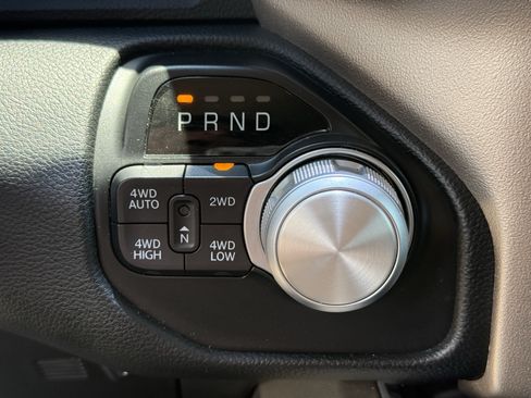 Used 2020 RAM 1500 Laramie AWD/4WD image 22