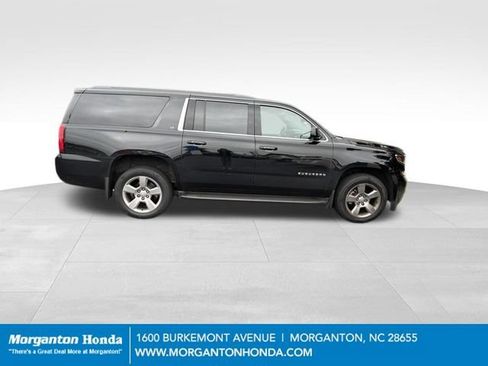 Used 2019 Chevrolet Suburban LT AWD/4WD image 4