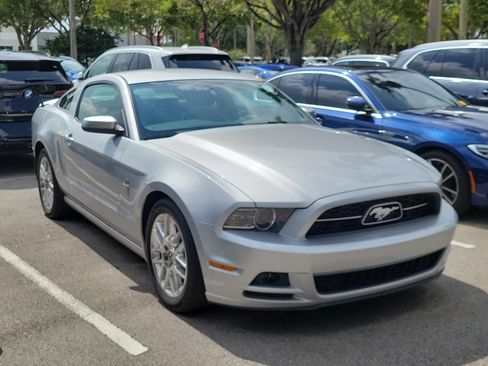 Used 2013 Ford Mustang Premium w/ Electronics Pkg RWD image 1