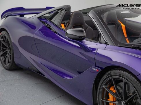 Used 2025 McLaren 750S Spider RWD image 4