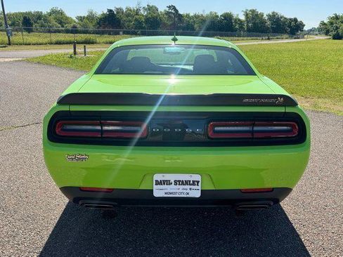 Certified 2023 Dodge Challenger R/T Scat Pack RWD image 5